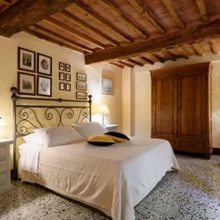 아파트 Agriturismo San Martino Montisi